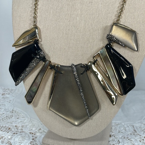 Vintage Alexis Bittar Laced Shared Warm Grey Lucite Necklace - Picture 2 of 4